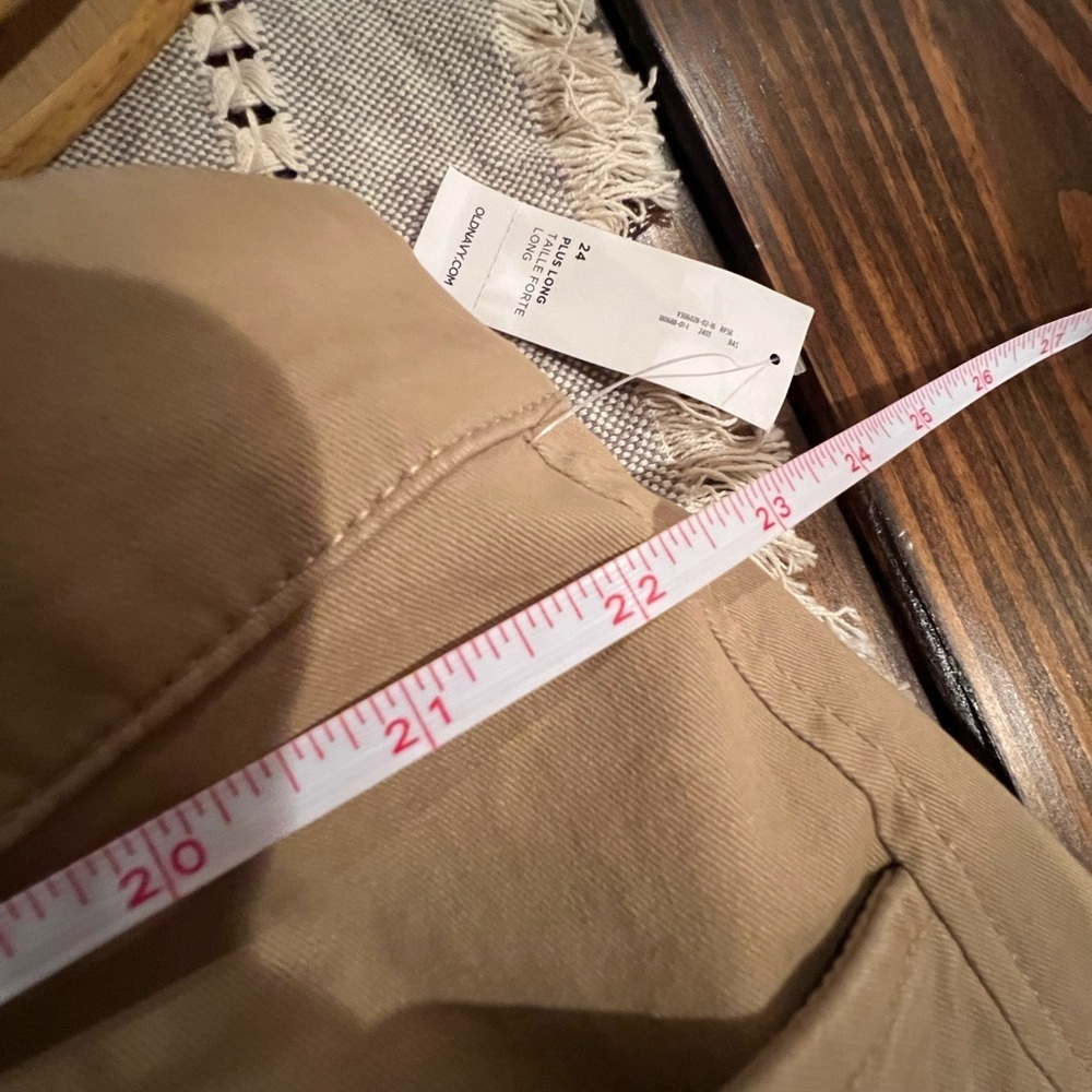 Old Navy Women's Tan khaki chino pants size 24, pixie mid-rise, NWT, plus long - Picture 7 of 9